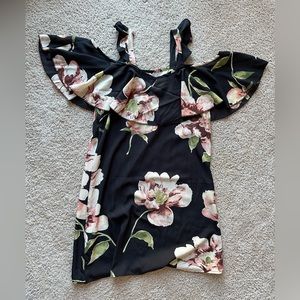 Women’s mini dress size small